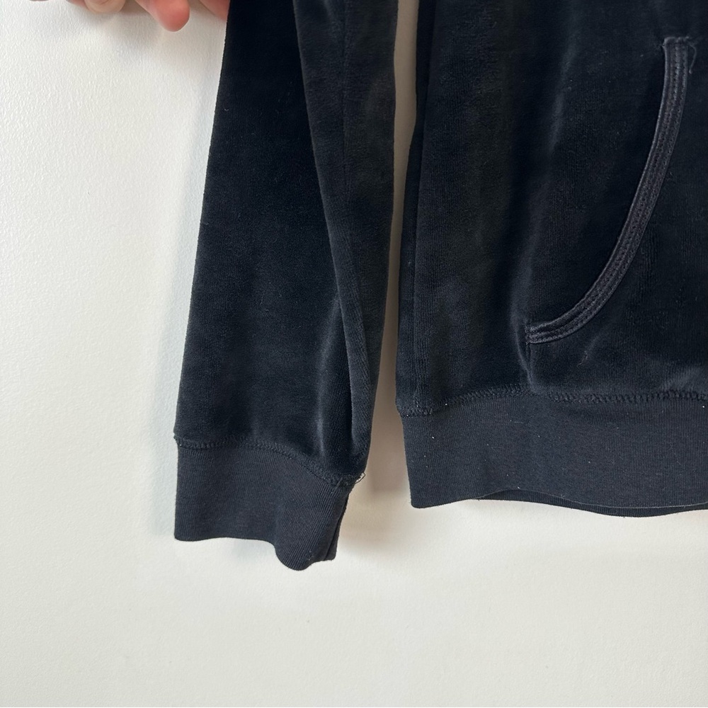 Y2K BCBG Black Velour Zip Up Long Sleeve - Picture 3 of 8